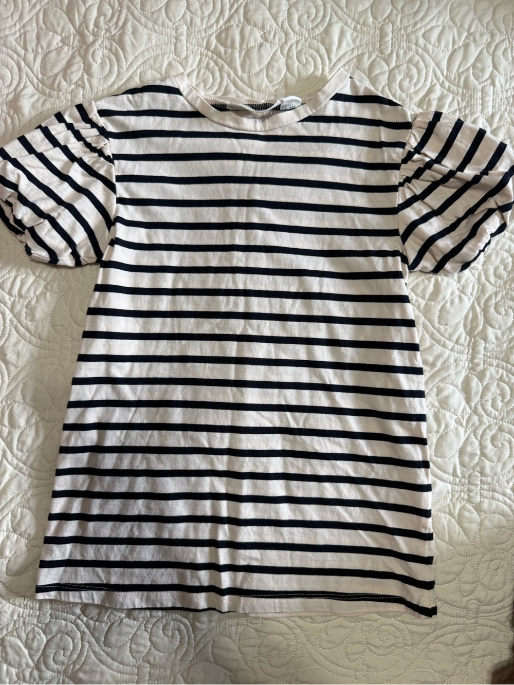 Girls toddler 3T H&M modern minimalist black cream striped dress puff sleeves